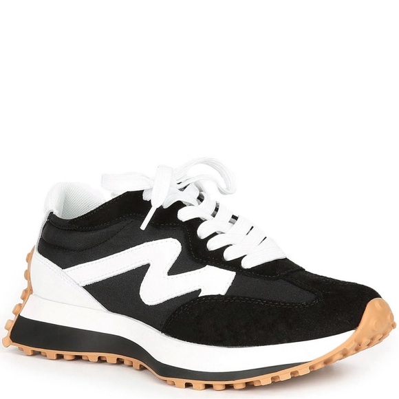 Steve Madden Women’s Campo Blk/Wht Lace-up Sneakers- Gently Used- Size 9.5M - Picture 2 of 15